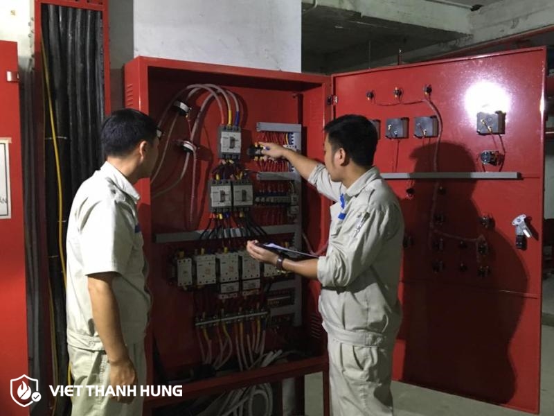 Kiểm tra hệ thống chữa cháy vách tường