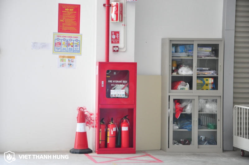 Tủ chữa cháy vách tường là gì